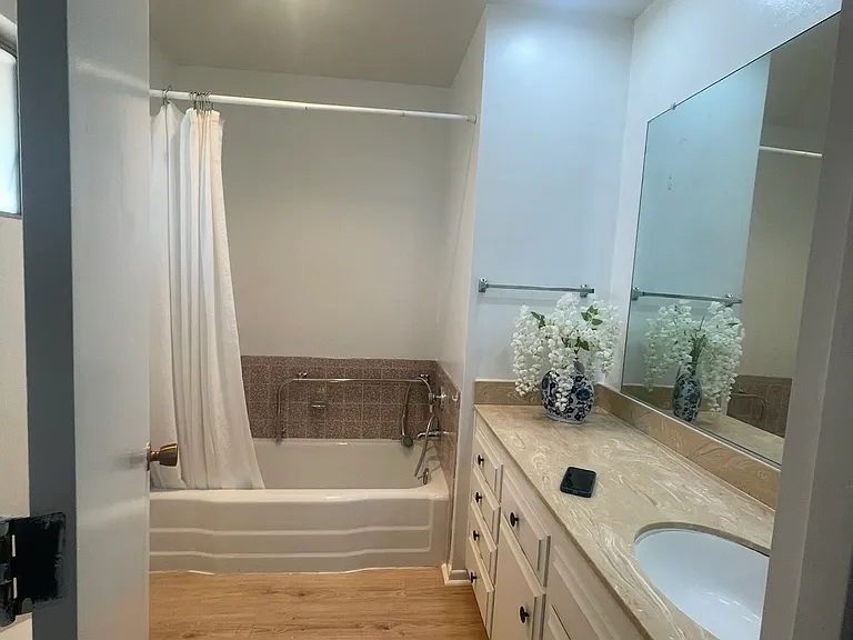 1121 W Mayberry Ave — Photo 17
