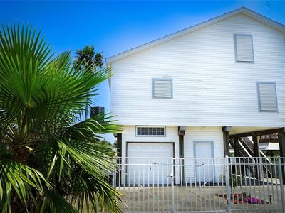 12807 E Madrid Rd, Galveston, TX, 77554