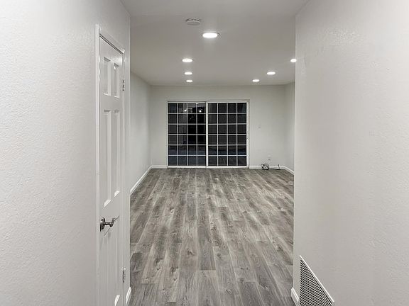 2nd image of 3288 Coldwater Dr