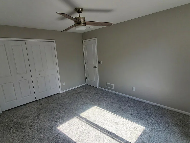 7616 Maplebrook Pkwy N — Photo 7