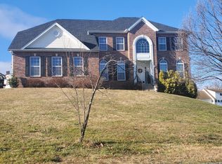 2 Tasley Ct, Martinsburg, WV 25403