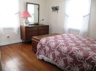 143 Oakmoor Ave, South Plainfield, NJ 07080