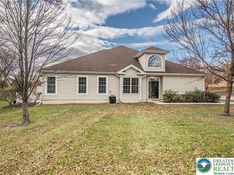 1st image of 6333 Valor Dr