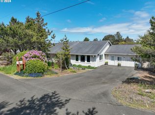 89659 Sea Breeze Dr, Warrenton, OR