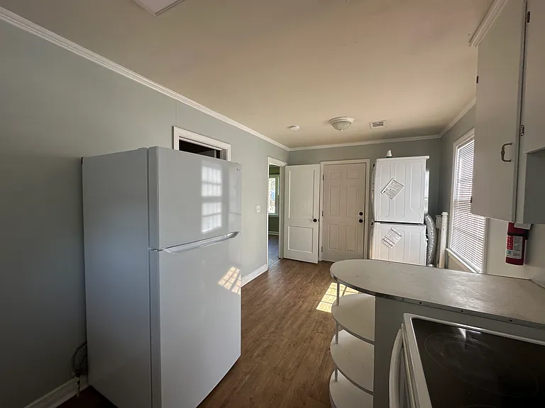 25 Carmel Dr — Photo 12