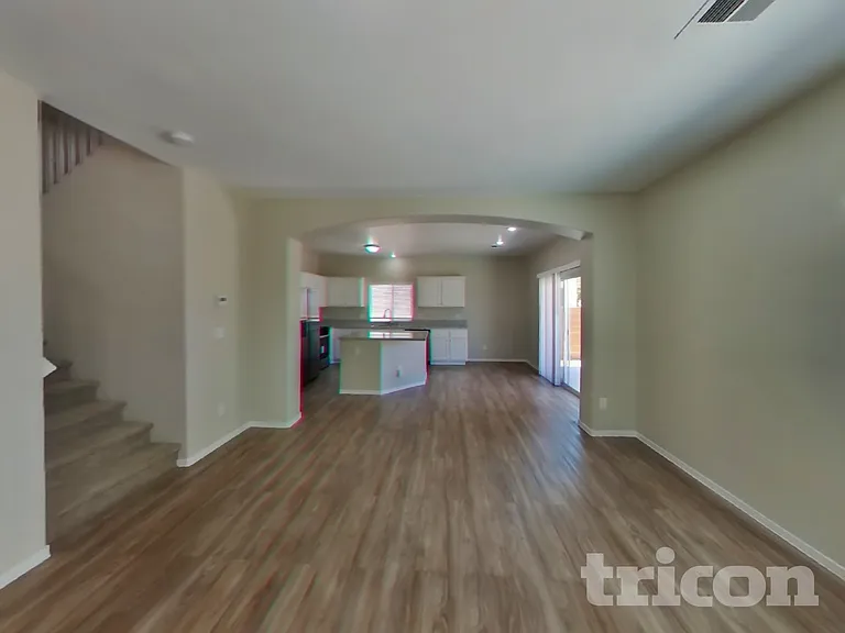 1025 Oceanwood Ave — Photo 3