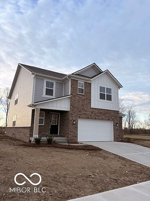 2nd image of 895 Hardin Pl