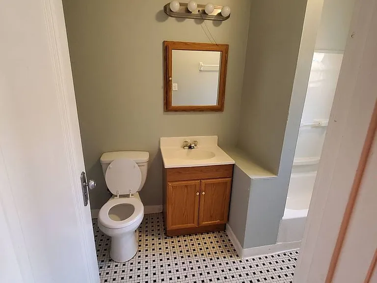 4226 W. Highland Blvd. - 8 Unit — Photo 4