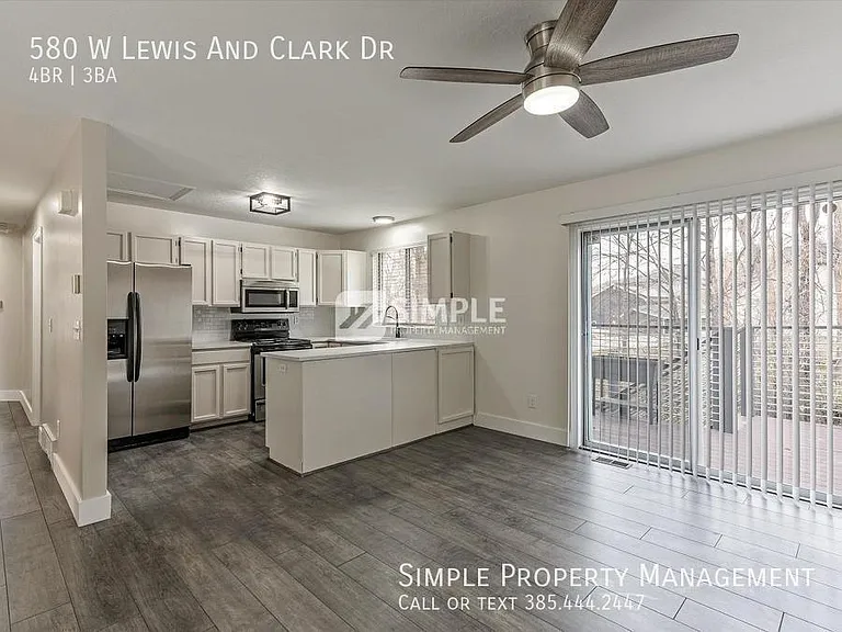 580 W Lewis And Clark Dr — Photo 9