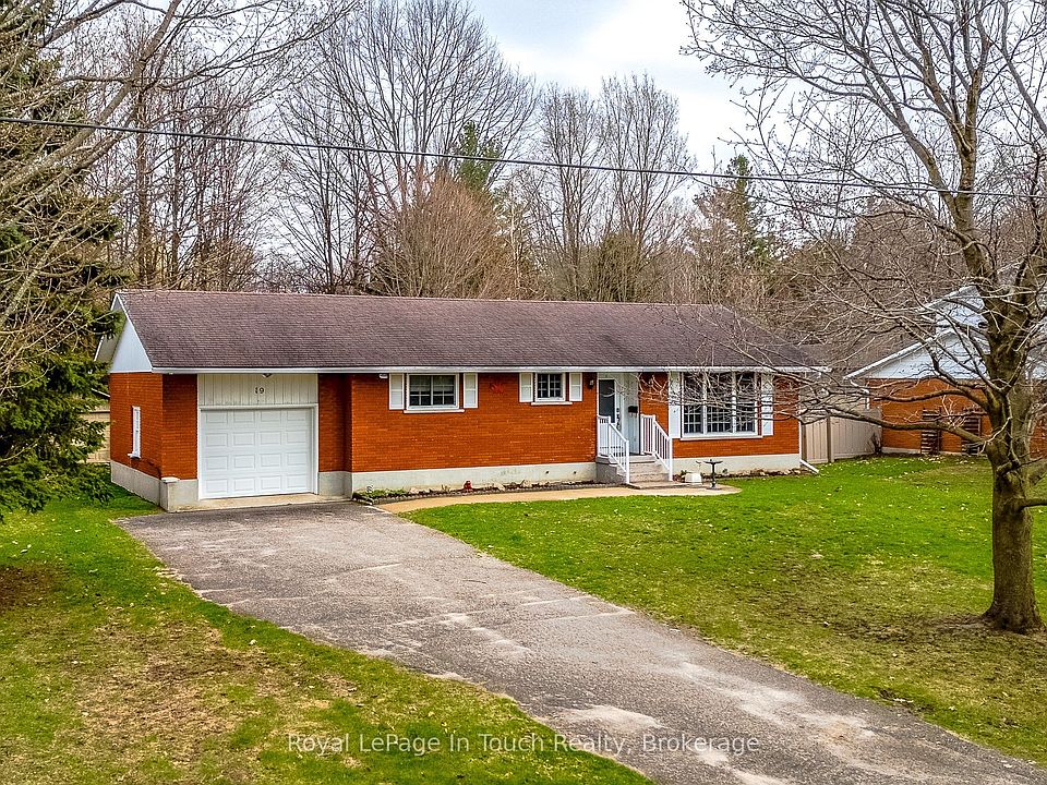 1st image of 19 Maplegate Rd