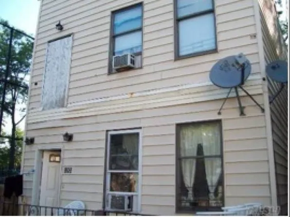 193 Graham St, Bronx, NY 10462