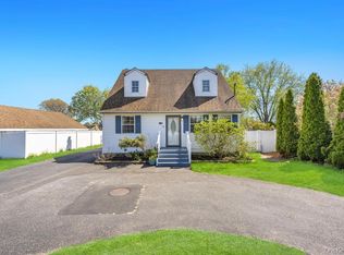 108A Union Ave, Ronkonkoma, NY 11779