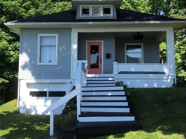 410 N 15th St, Cambridge, OH 43725