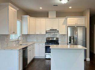 76 Guyon Ave FLOOR 2, Staten Island, NY 10306