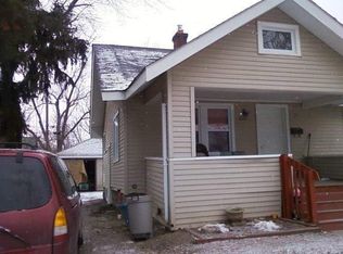 2021 Mackin Rd, Flint, MI 48504