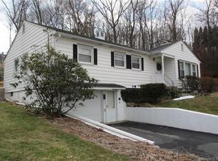 37 Arbutus Bnd, Waterbury, CT 06708