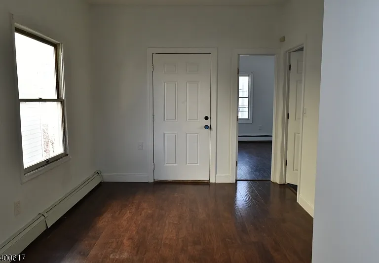 129 Central Pl #2 — Photo 10