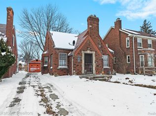 16167 Gilchrist St, Detroit, MI 48235