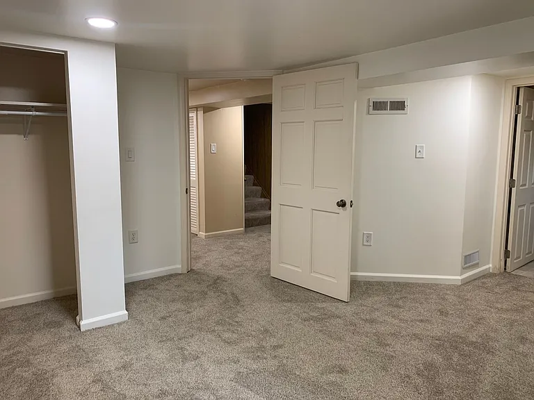 14865 Pershing Dr — Photo 23