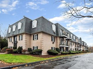 500 Northshore Rd APT 4A, Peabody, MA 01960