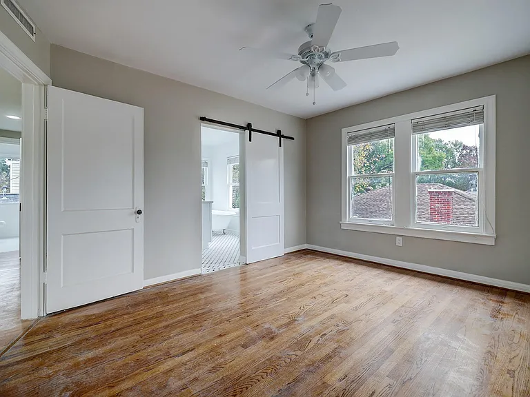 827 Le Green St — Photo 12