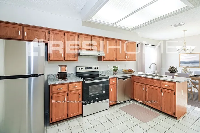3 bed, 2.0 bath, 1788 sqft, $2,165 — Photo 2