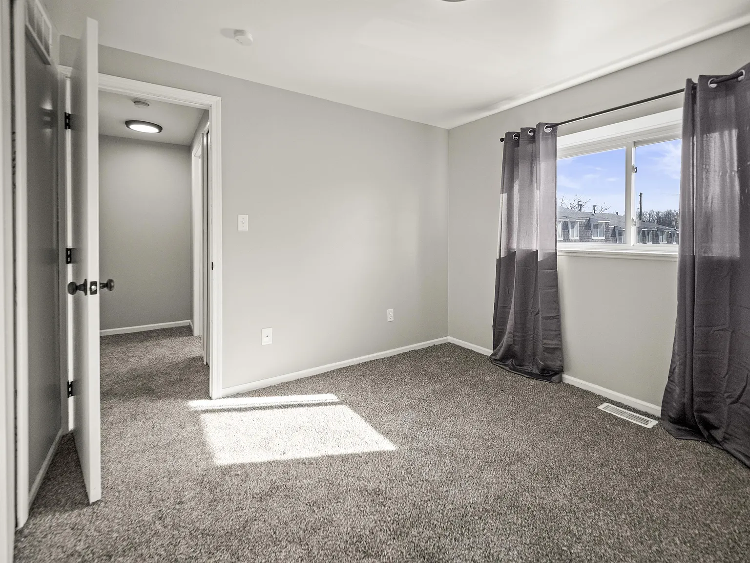Truman Estates - 32966 — Photo 4