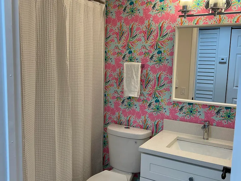 647 Waterside Dr — Photo 13