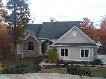 1st image of 316 Mountain Crest Dr