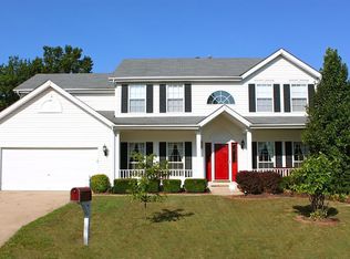 1335 Auburn Hills Dr, Saint Charles, MO