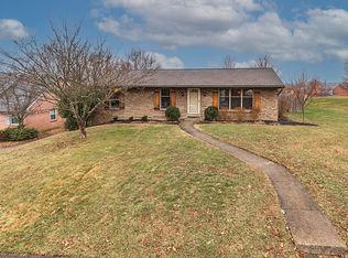 721 Lakeshore Dr, Villa Hills, KY