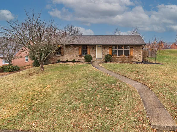 721 Lakeshore Dr, Villa Hills, KY 41017