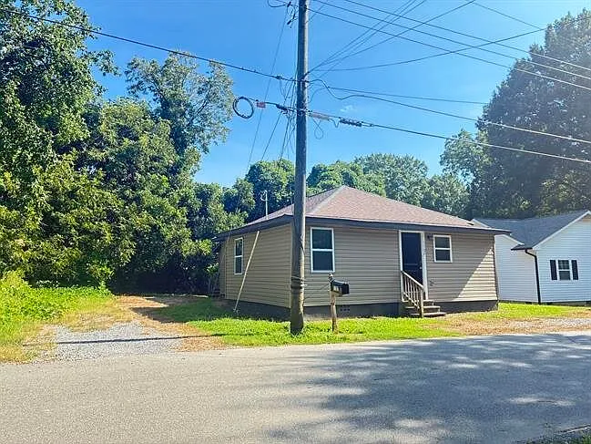 1107 Little Ave. — Photo 2