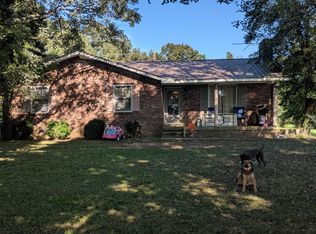 1255 Jim Jones Rd, Duck River, TN 38454