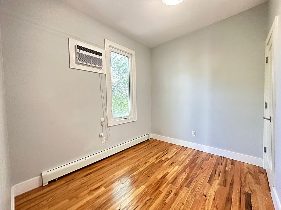 2nd image of 85 W 25th St #22E