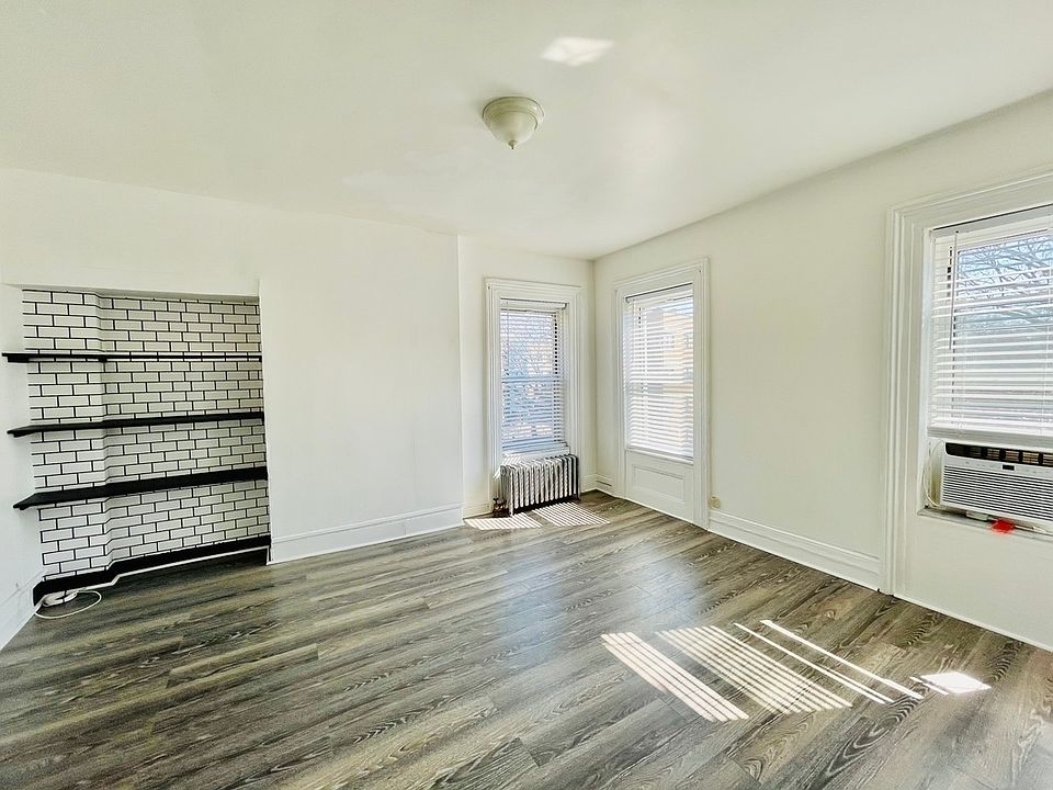 1st image of 203 Maujer St #3A
