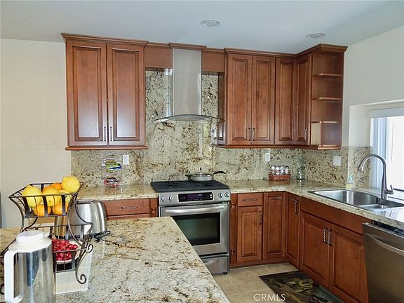 2nd image of 21931 Burbank Blvd APT 23