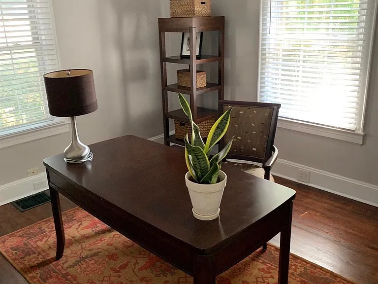 223 Victoria Ave — Photo 8