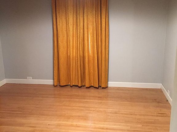 3rd image of 4234 N Atlantic Ave