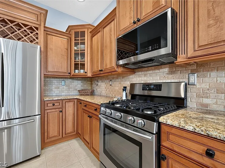 3261 Orangetree Bnd — Photo 12