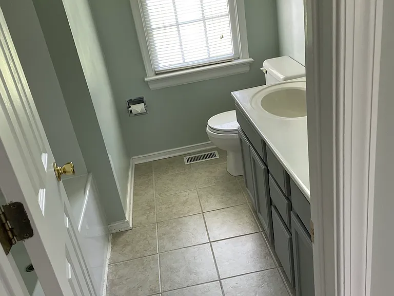 2425 Old Hanover Rd — Photo 15