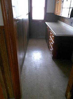2nd image of 17 Frank St #3