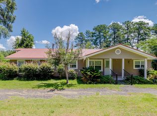 645 Blue Gill Rd, Ellabell, GA 31308