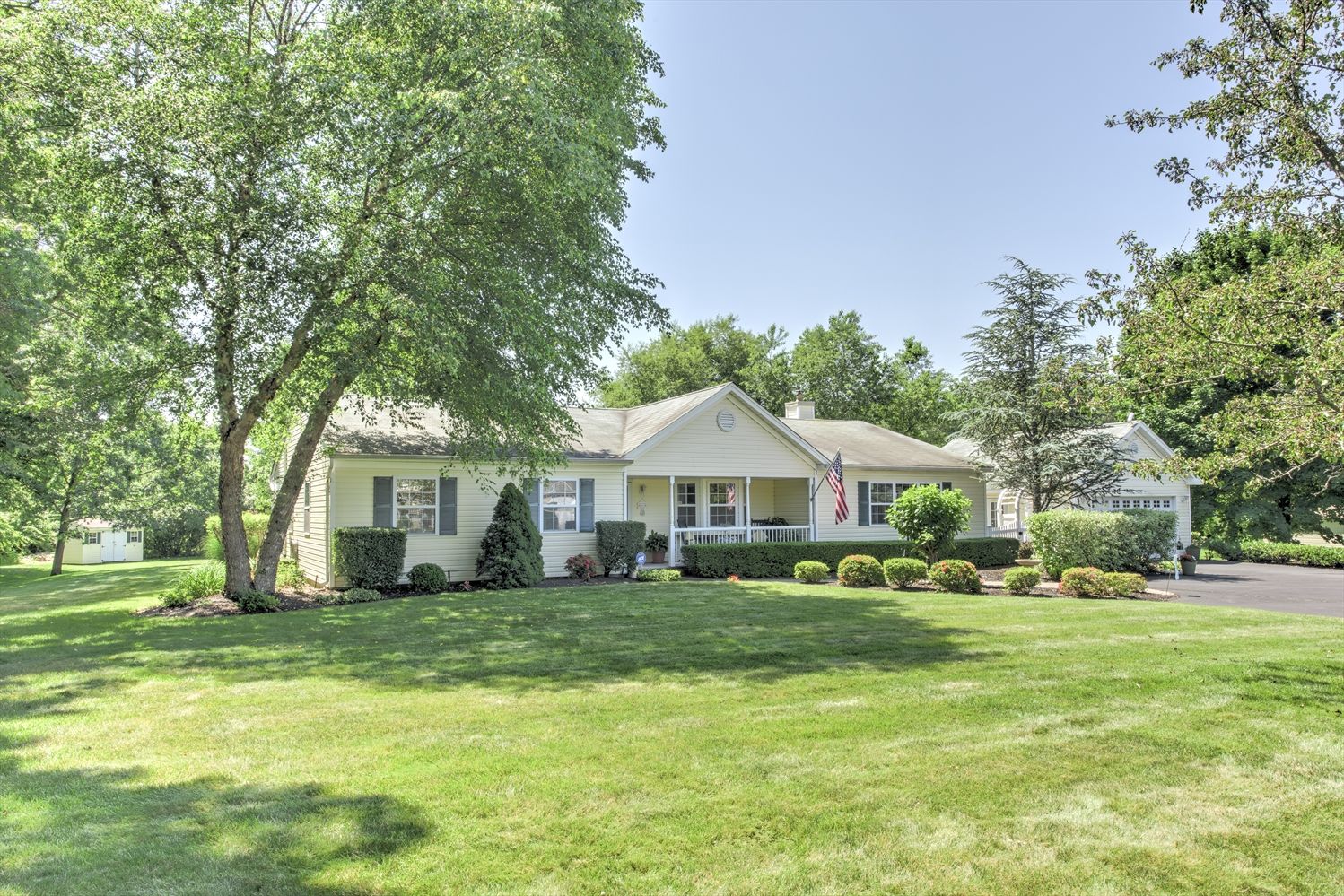 105 the Preserve in Baiting Hollow Out East