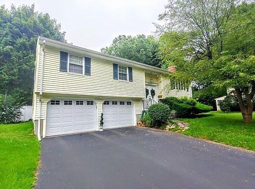 2nd image of 22 Geraldine Dr