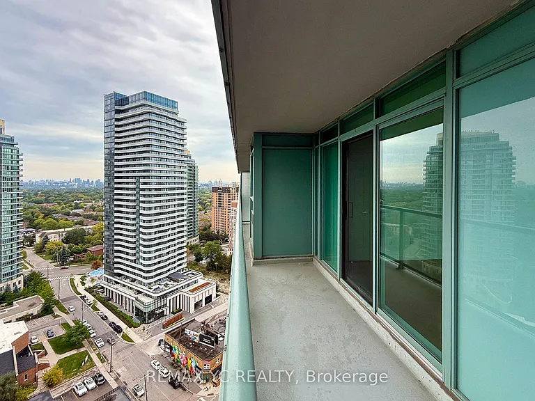 5500 Yonge St #2410 — Photo 28