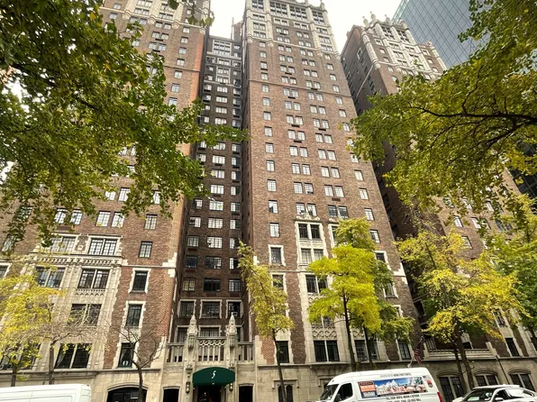 5 Tudor City Place image 8 of 16