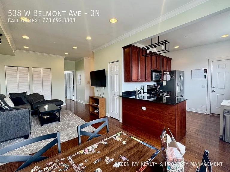 538 W Belmont Ave #3N — Photo 3