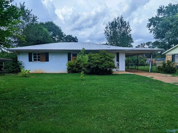 3528 Bermuda Rd SW, Huntsville, AL 35805