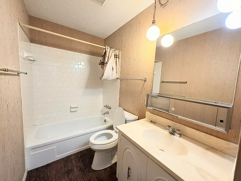 600 Higdon Ferry Rd #203 — Photo 11